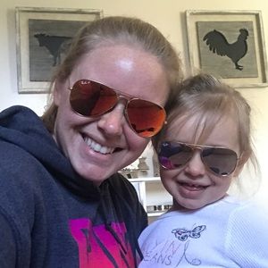 Meet your Posher, Katelyn